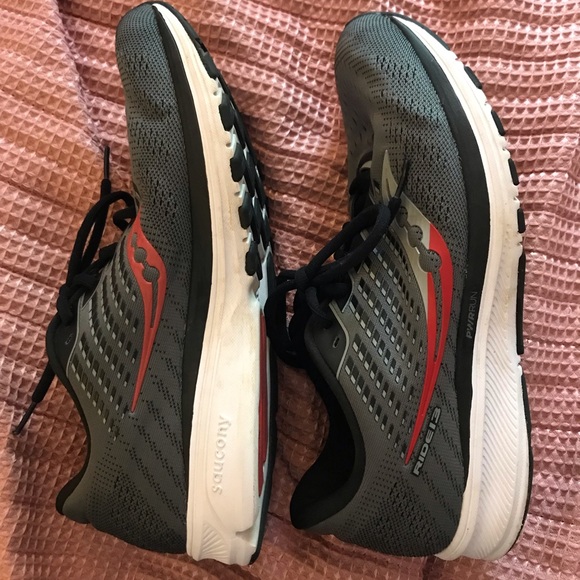 Saucony Ride 13 running shoes - Picture 1 of 7